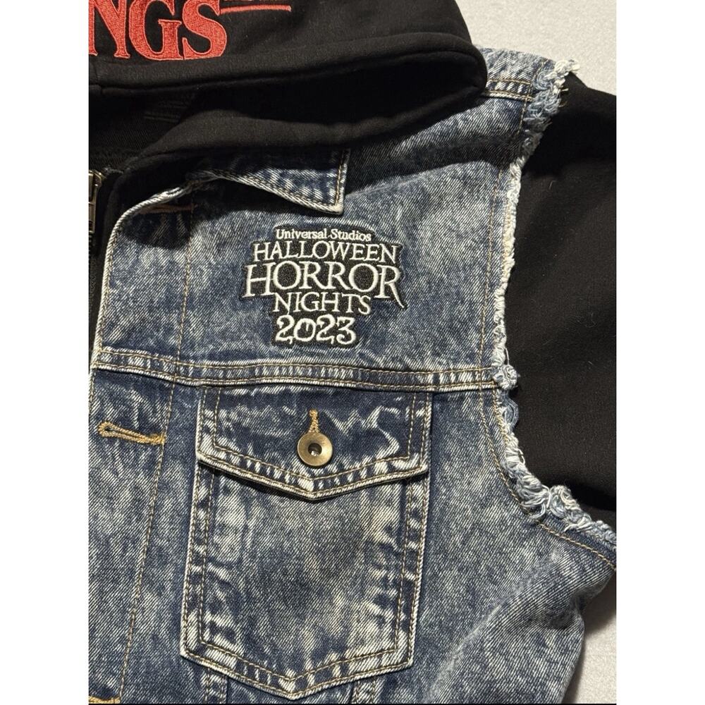Universal Halloween Horror Nights 2023 Stranger Things Jean Hoodie Jacket Large - Picture 2 of 8